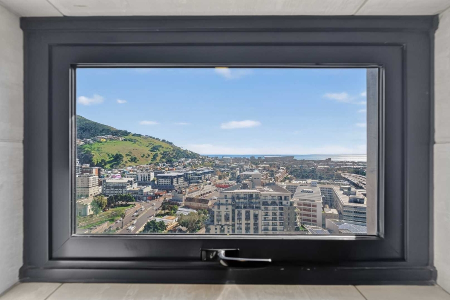 1 Bedroom Property for Sale in Cape Town City Centre Western Cape